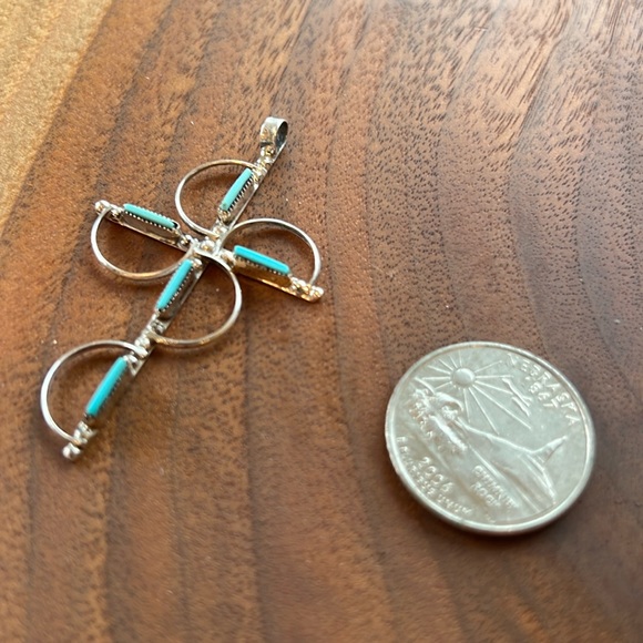 Zuni Petit Needle Point Turquoise Cross Pendant - Picture 3 of 4